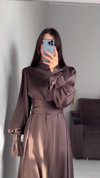Spring and autumn new long sleeve waist bubble sleeve solid color fairy wind satin dress