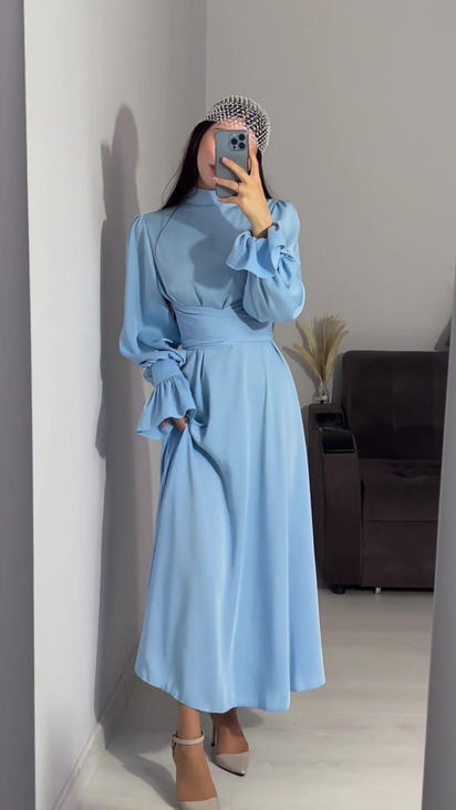 Spring and autumn new long sleeve waist bubble sleeve solid color fairy wind satin dress