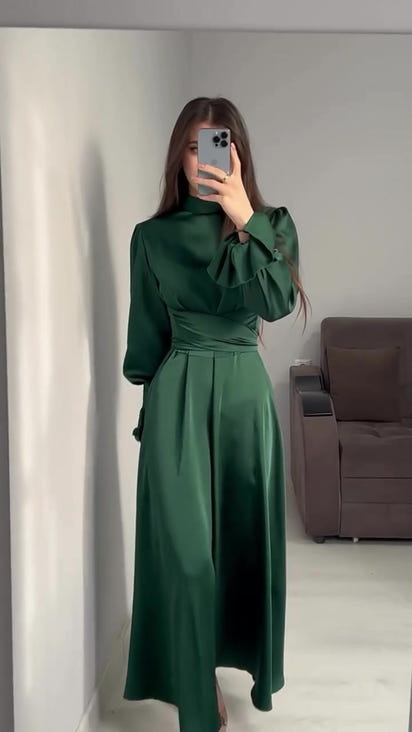Spring and autumn new long sleeve waist bubble sleeve solid color fairy wind satin dress